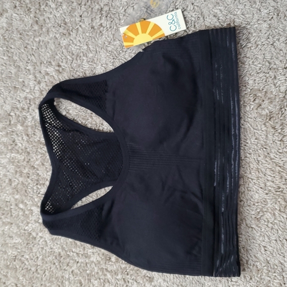 New C&C Women sport bra running gym hiking lightweight padding inseart sz M
